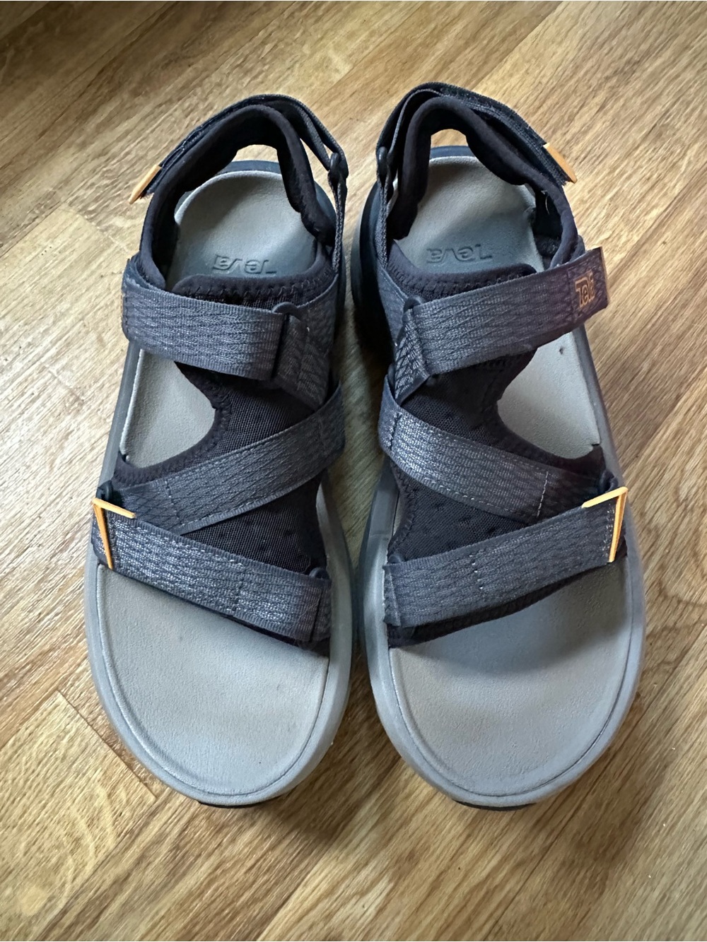 GUC Men’s 8 Teva Aventrail R2T running sandal